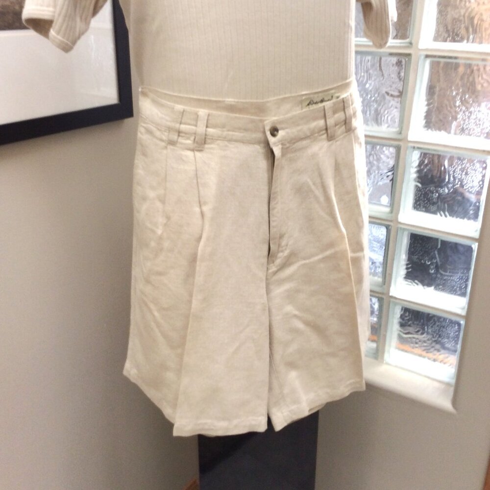 EDDIE BAUER Men's Linen Cotton Pleated Dress Cream Colored Shorts Size 36